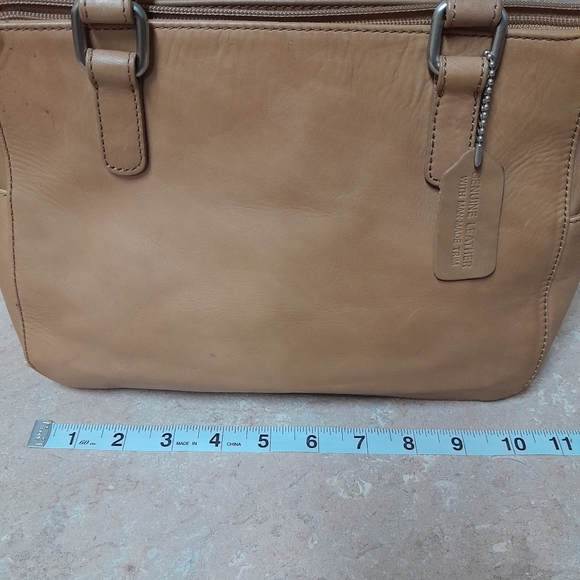 ST. JOHN'S BAY Women's Real Genuine Leather Tan Handbag Size:OS   ST. JOHN'S Bay - Picture 5 of 10